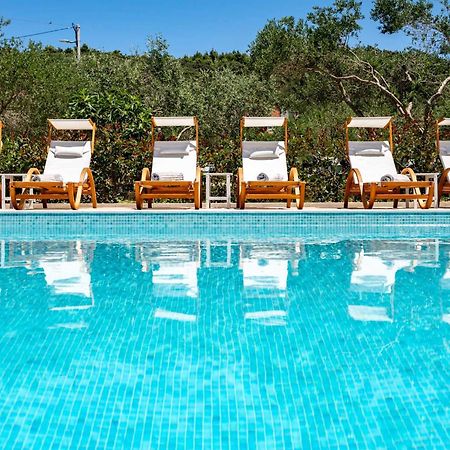 Foric Apartments With Outdoor Heated Pool Rab Town Exteriér fotografie