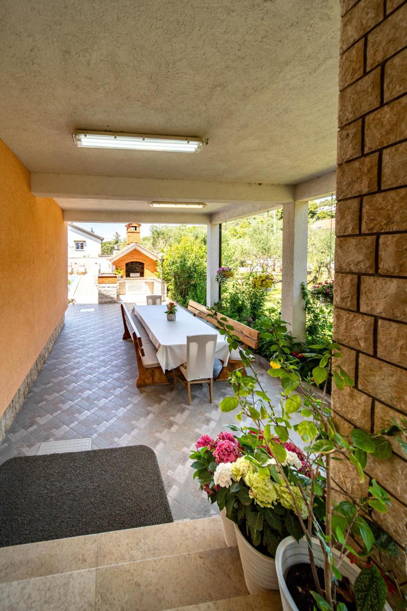 Foric Apartments With Outdoor Heated Pool Rab Town Exteriér fotografie